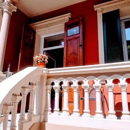 Meuble' 21 Di Anna Guest house 3*