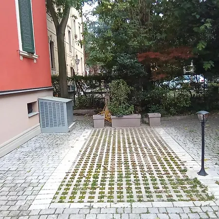 Πανσιόν Meuble' 21 Di Anna