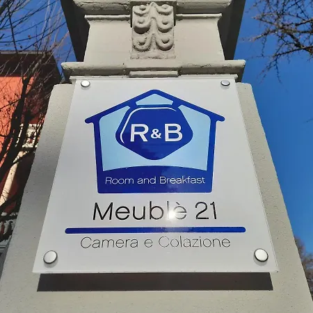 Meuble' 21 Di Anna Konukevi Reggio Emilia