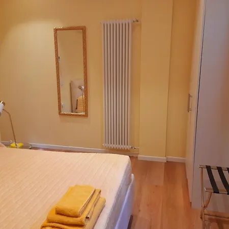 Πανσιόν Meuble' 21 Di Anna