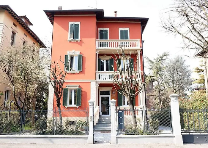 Vendégház Meuble' 21 Di Anna Reggio Emilia