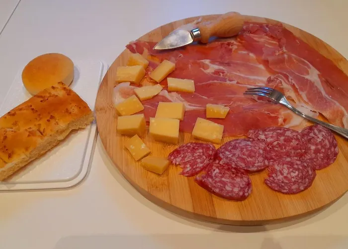 Meuble' 21 Di Anna 3* 레조넬에밀리아