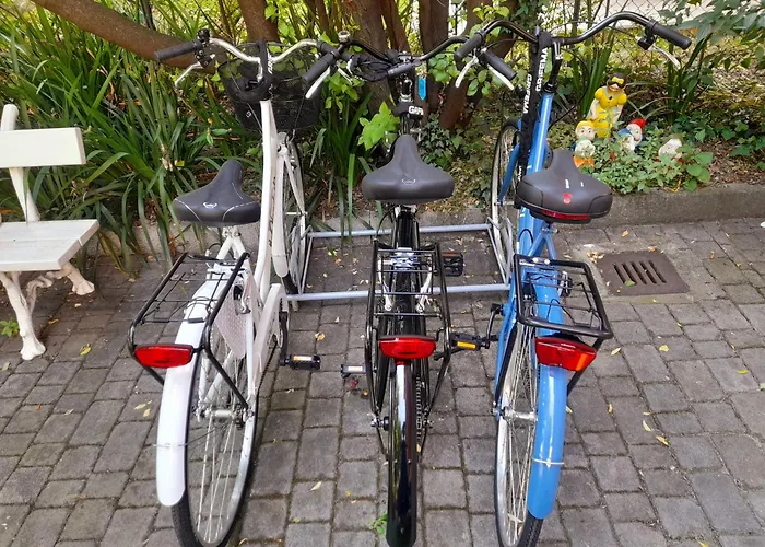 Meuble' 21 Di Anna Gasthuis Reggio nell'Emilia